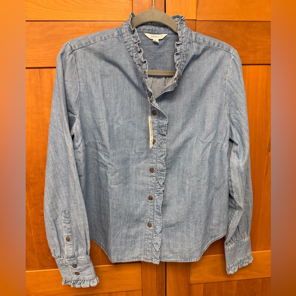 Johnnie-O Light Wash Ruffled Denim Button-Up Shirt small NEW $158